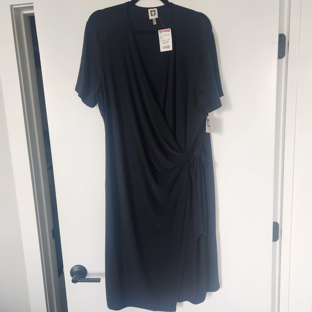 Anne Klein Black Faux Wrap Midi Dress